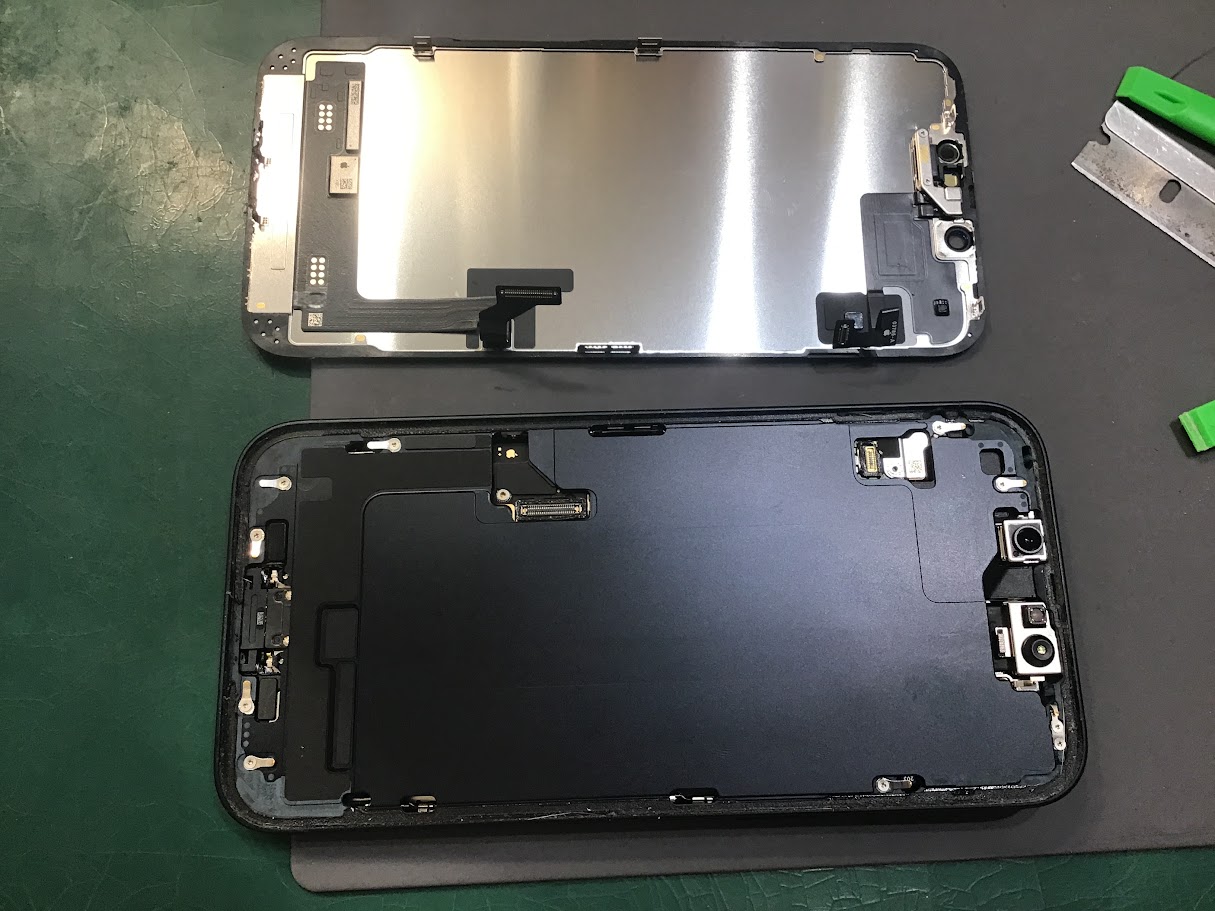 iPhone14の画面交換ならデータそのまま修理可能なスマホ修理工房セレオ甲府店へ！